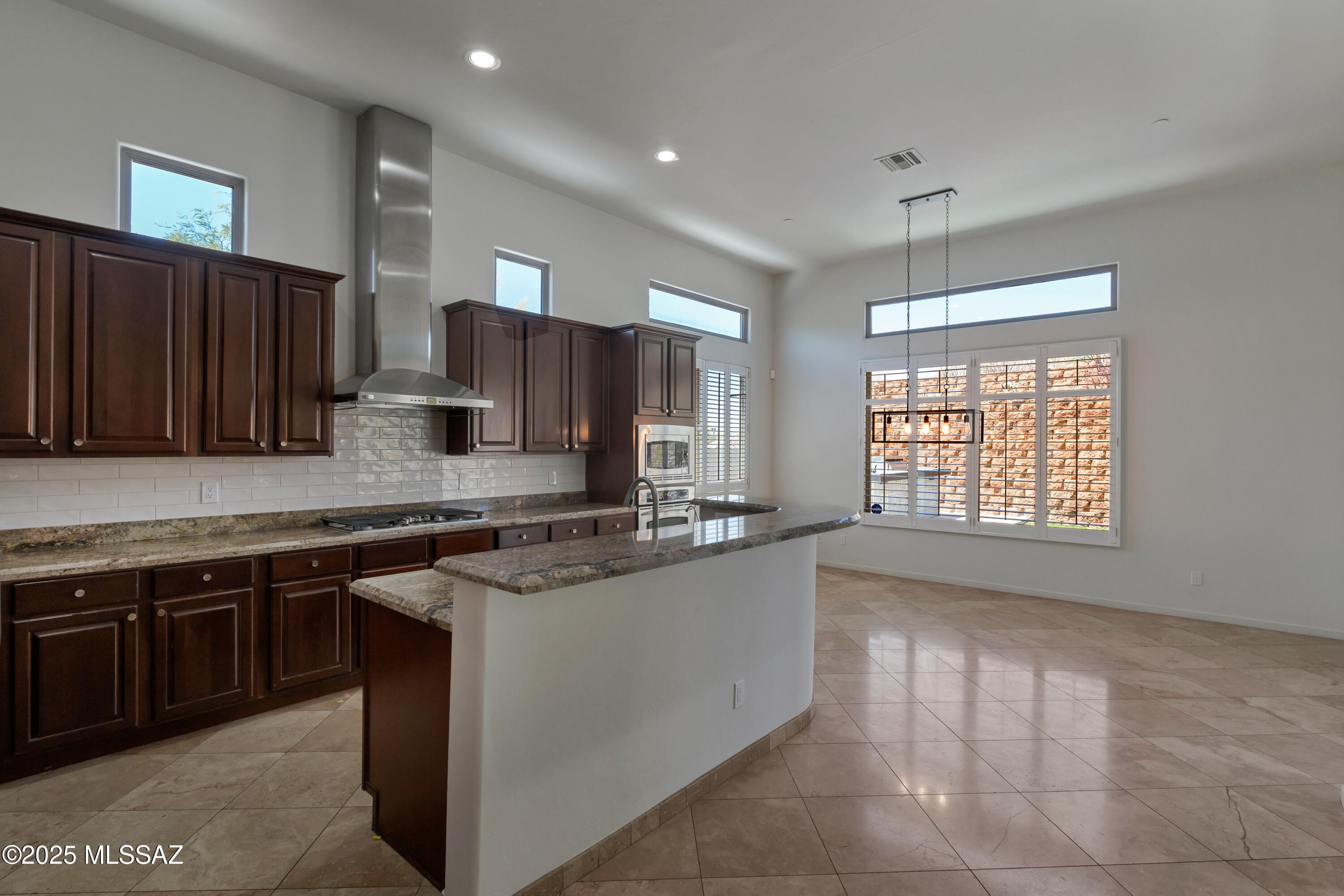 12825 N Mystic View Place