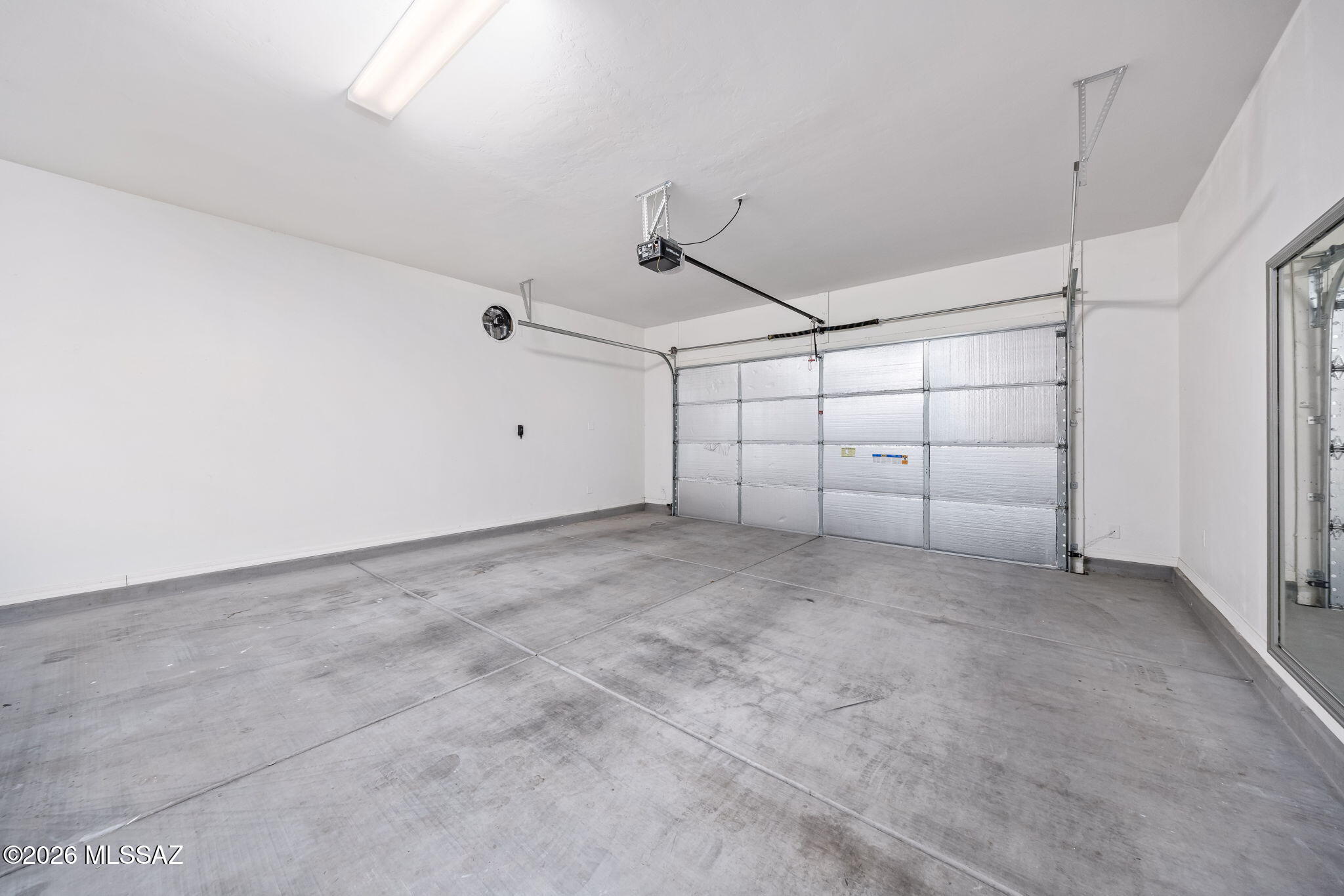 1005 W Lark Bunting Lane