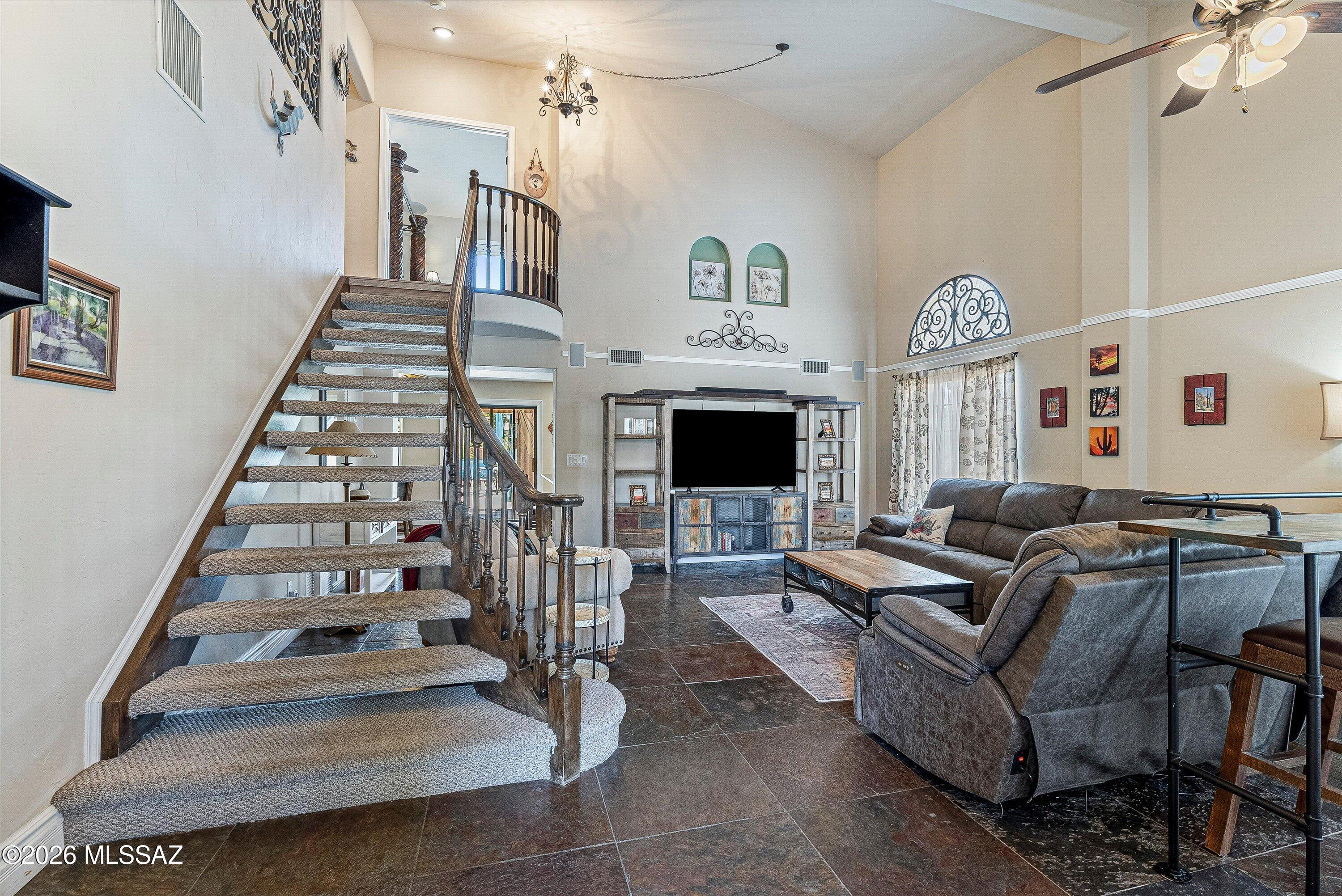 1249 W Sandtrap Way