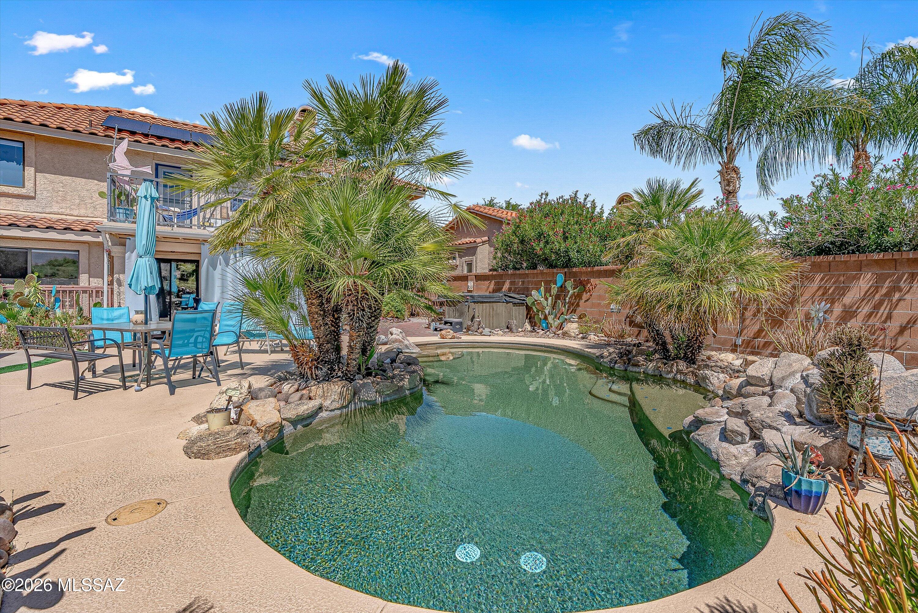 1249 W Sandtrap Way