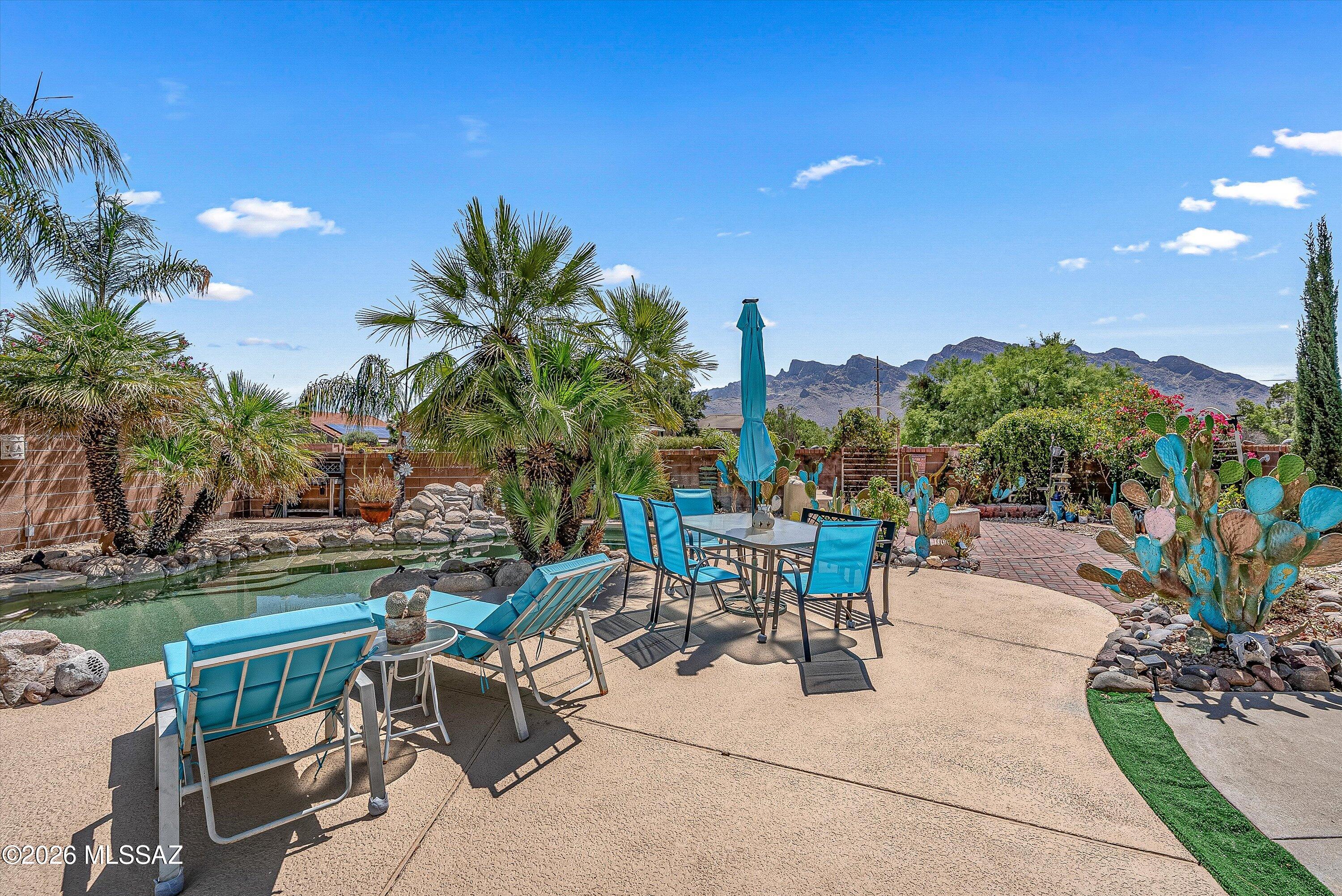 1249 W Sandtrap Way