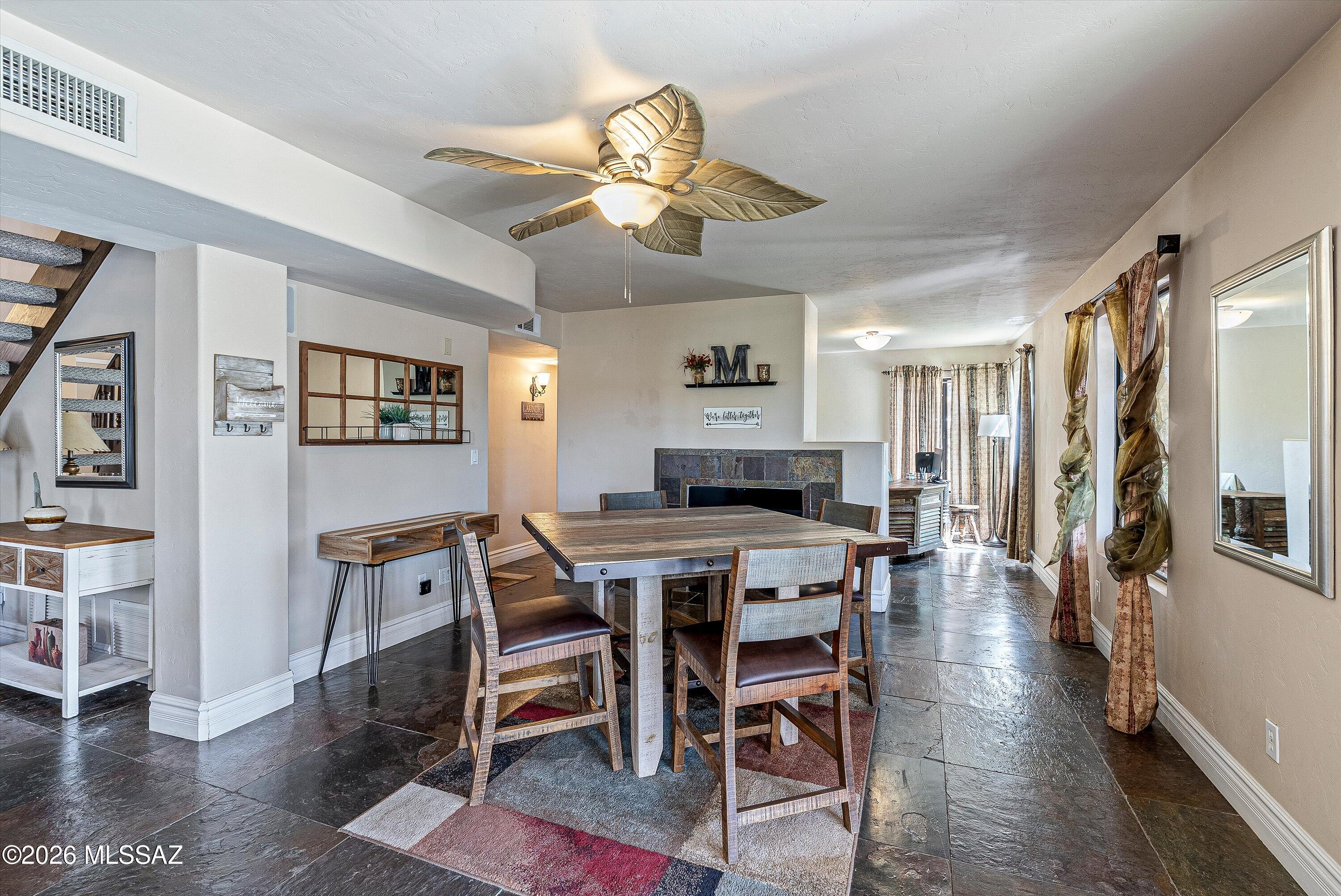 1249 W Sandtrap Way