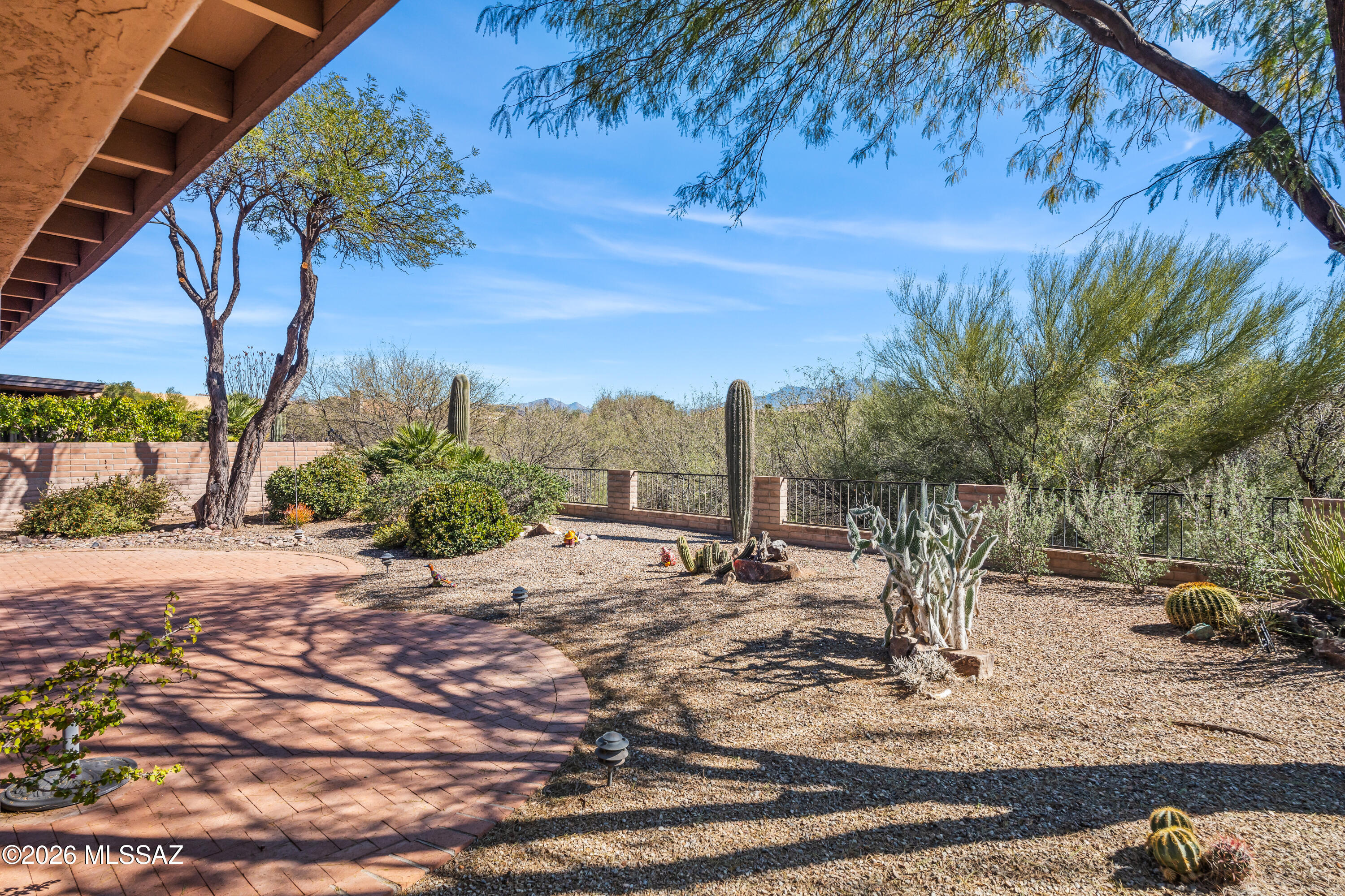 2394 E Bonita Canyon Drive
