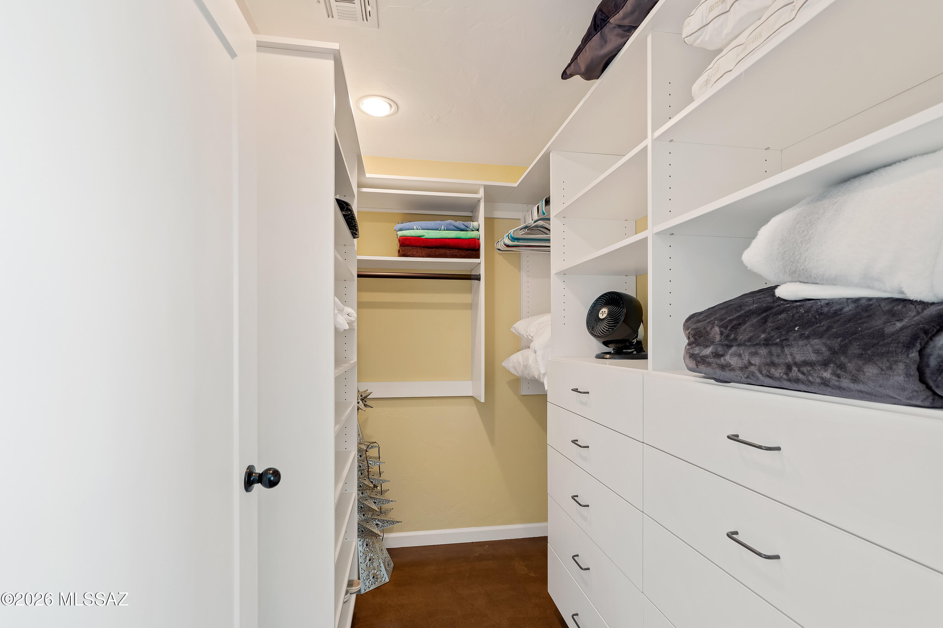 6415 N Camino Padre Isidoro