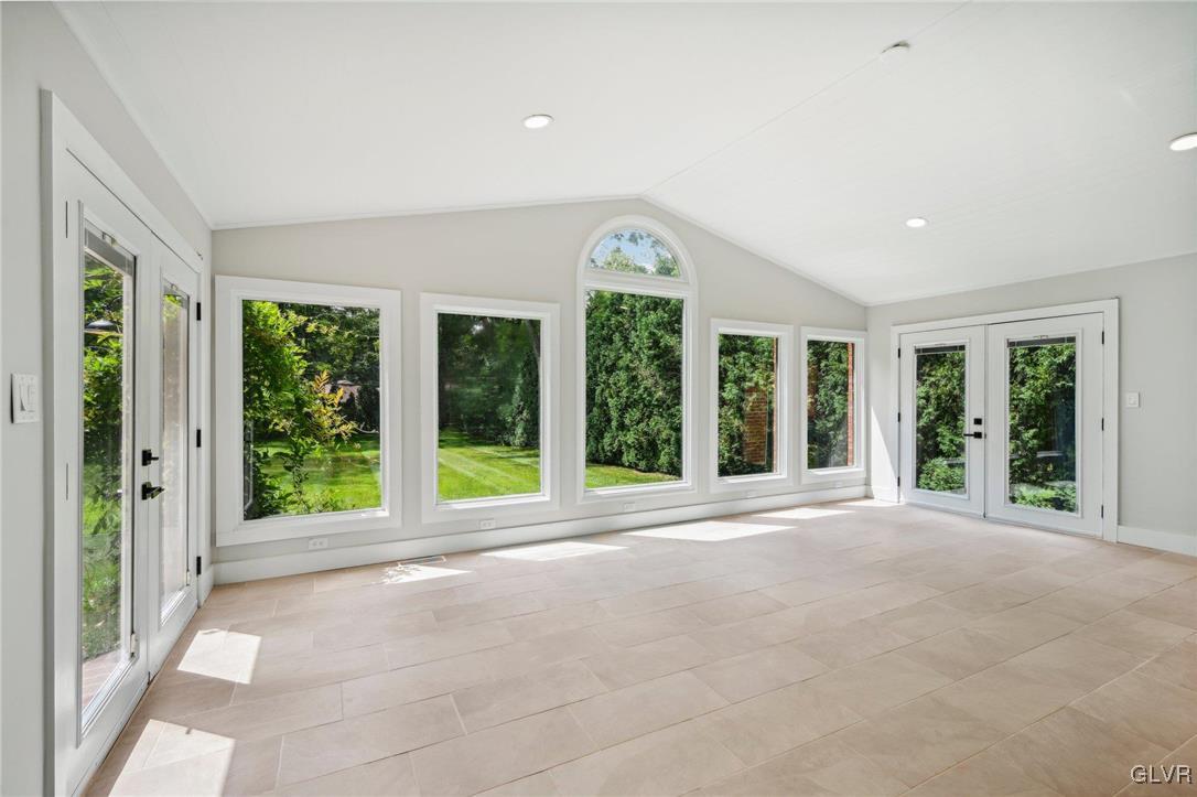 1327 Stafore Drive