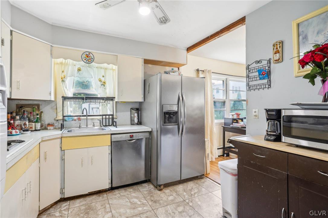 1515 Kelchner Road
