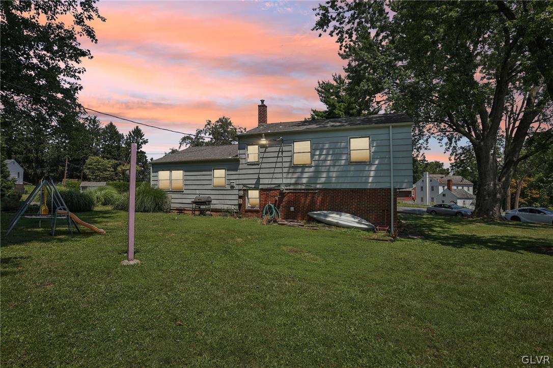 1515 Kelchner Road