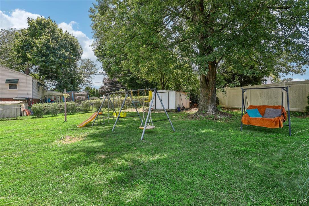 1515 Kelchner Road