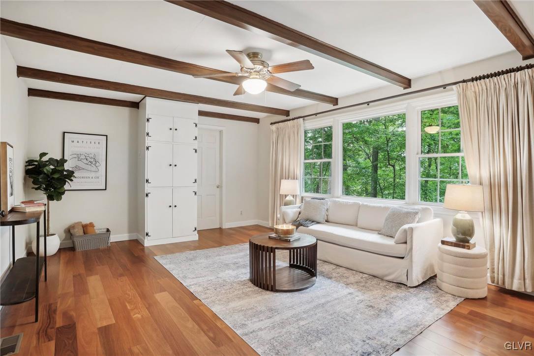435 North Pine Top Place