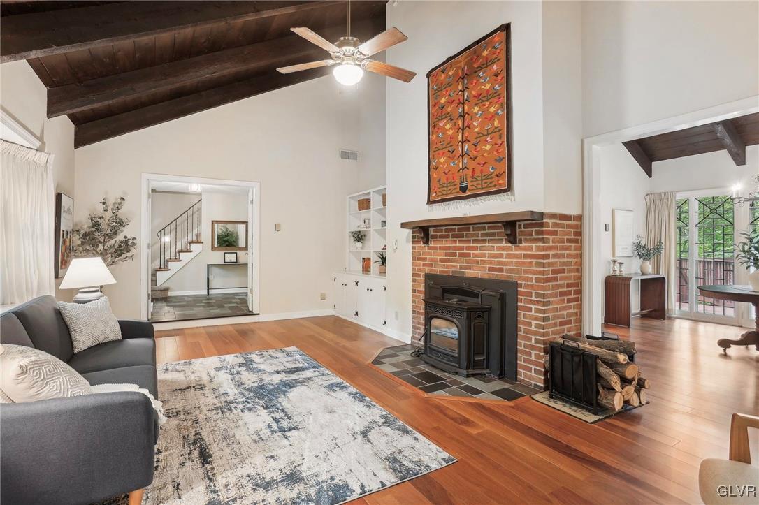 435 North Pine Top Place