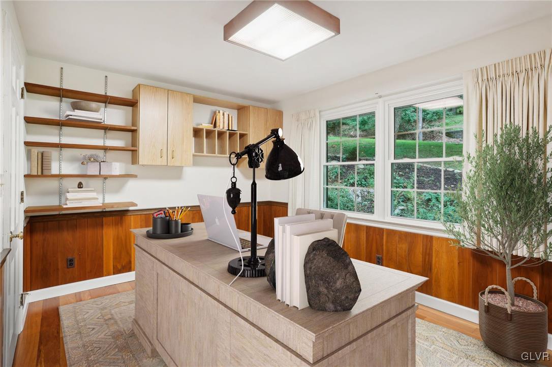 435 North Pine Top Place
