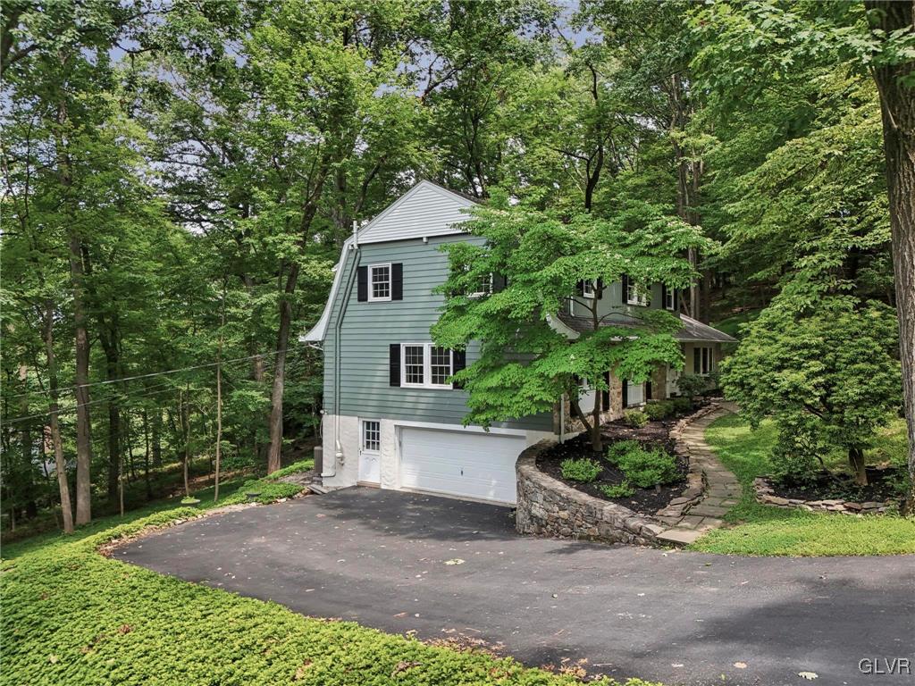 435 North Pine Top Place