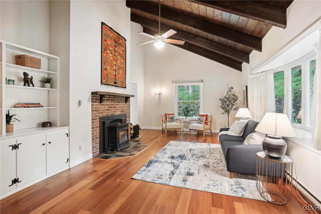 435 North Pine Top Place