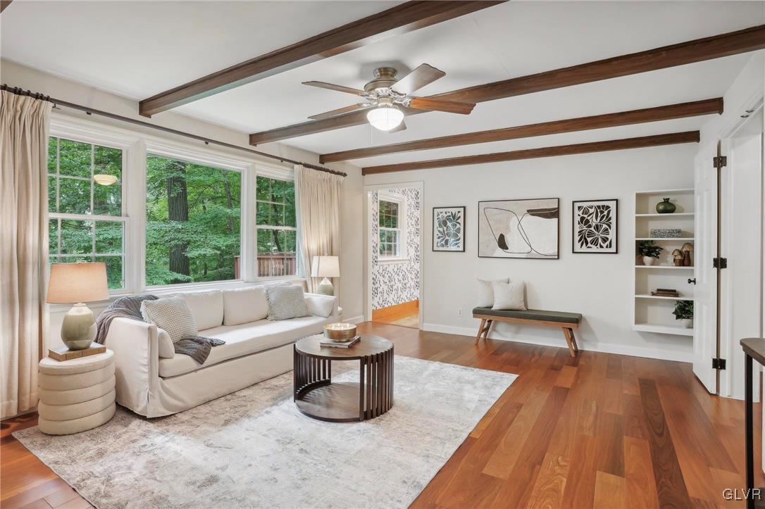 435 North Pine Top Place