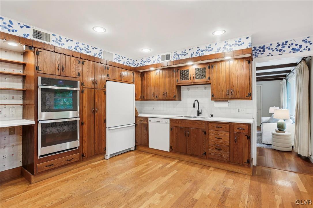 435 North Pine Top Place