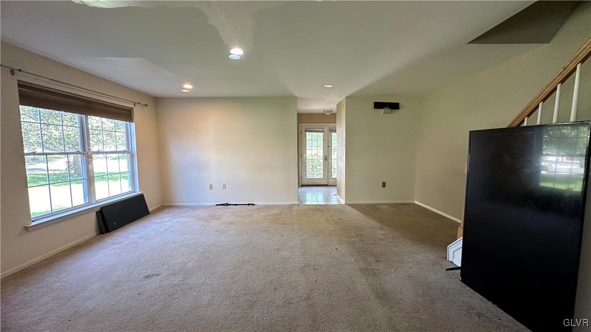 8104 Heritage Drive