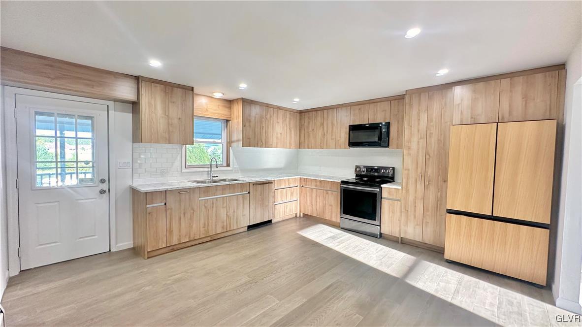 590 Gilbert Road