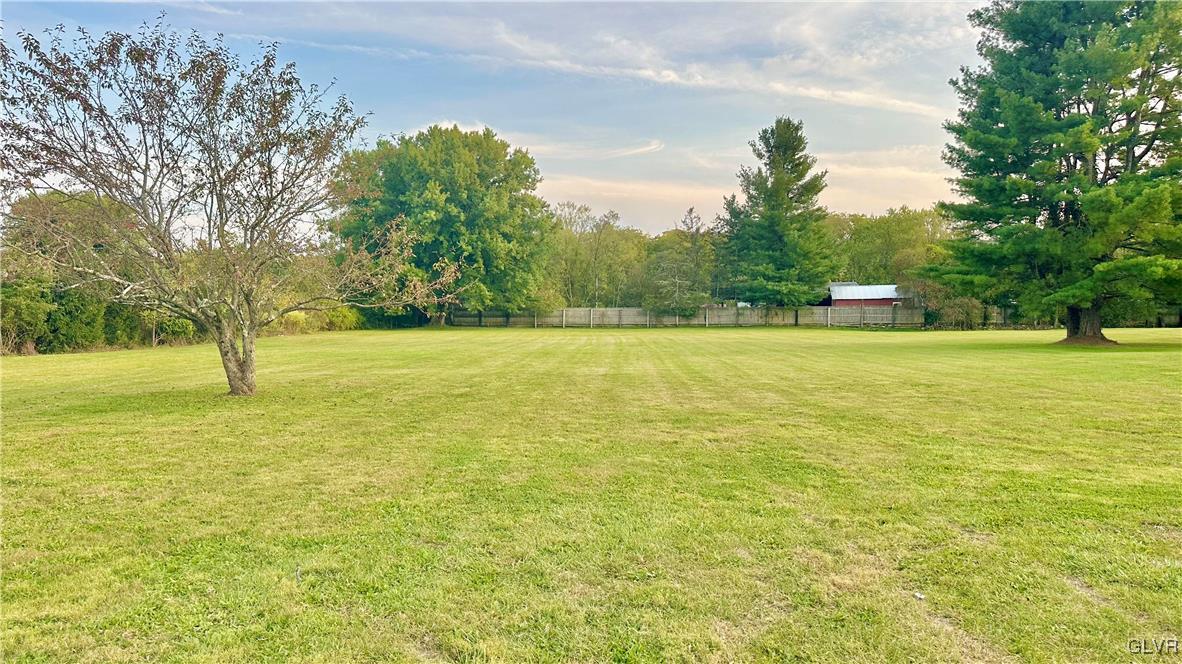 590 Gilbert Road