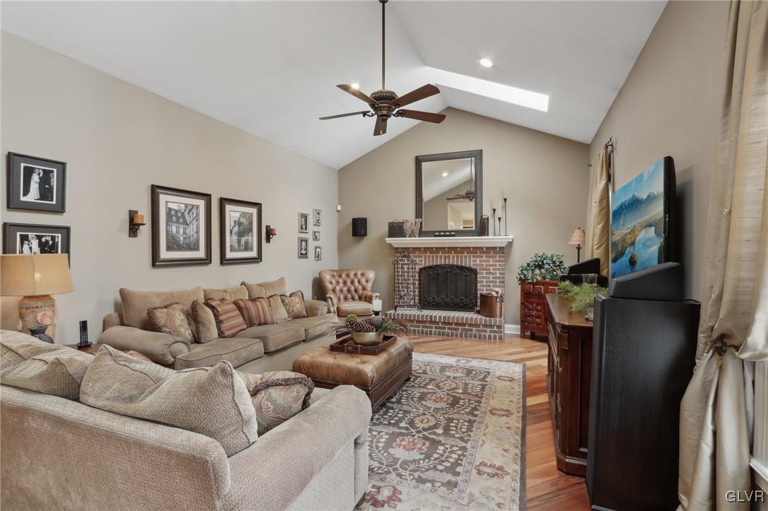 2119 Sherbrooke Drive