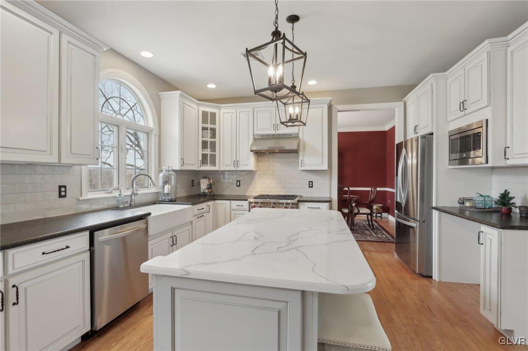 2119 Sherbrooke Drive