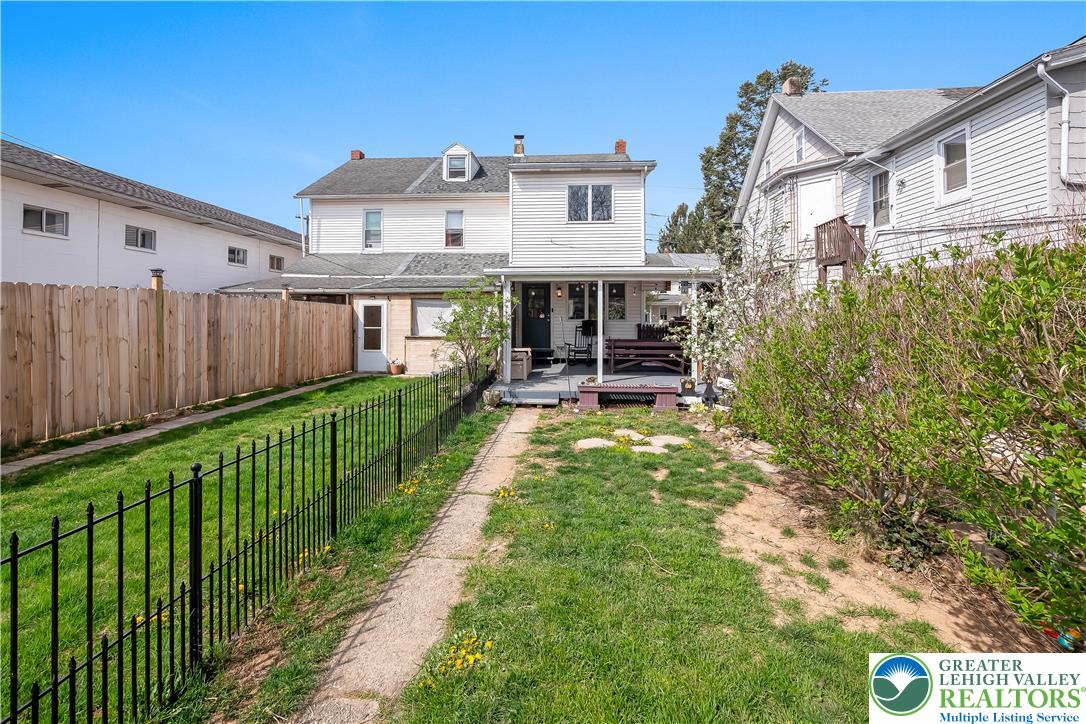 247 2nd Street