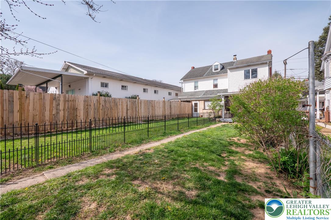 247 2nd Street