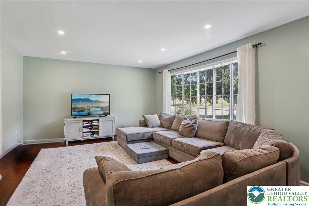 1029 Blair Road