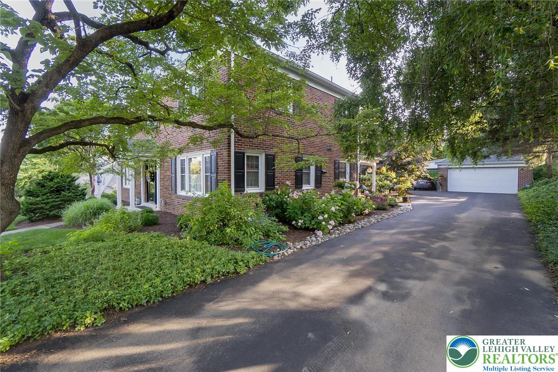 226 North 27 th Street