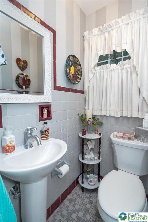 226 North 27 th Street