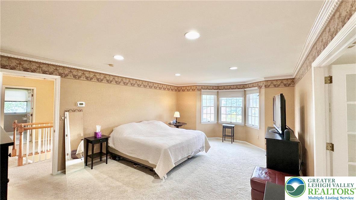 3735 Canterbury Road
