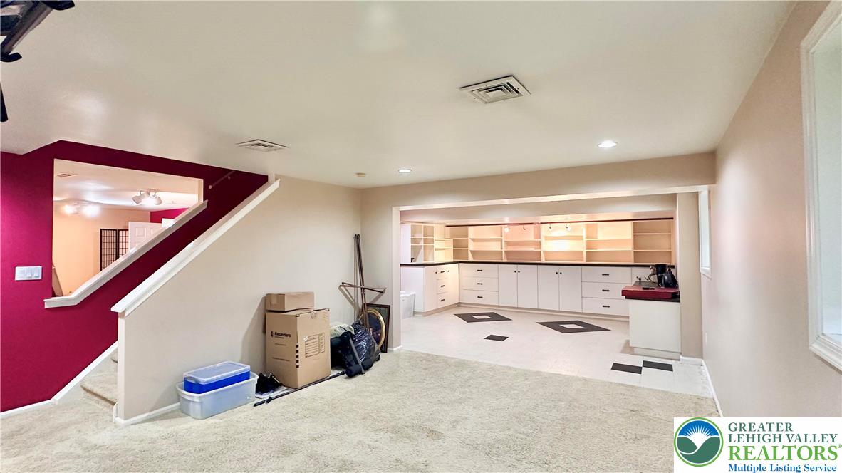 3735 Canterbury Road