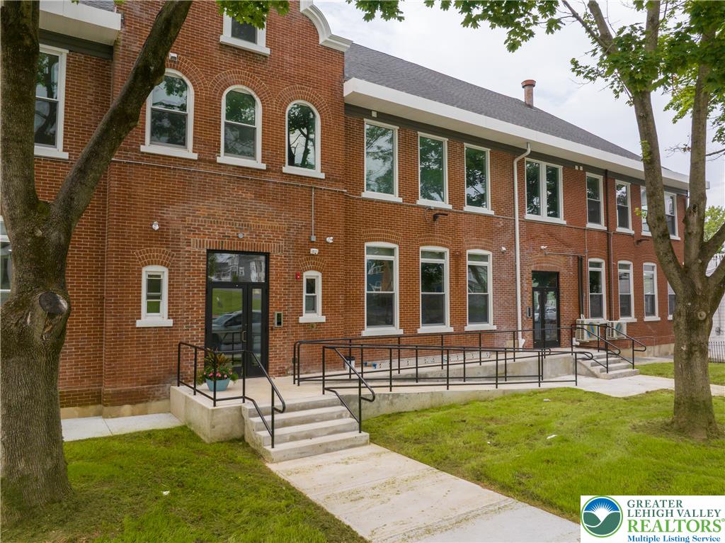 1012 2nd St. Two Bedroom