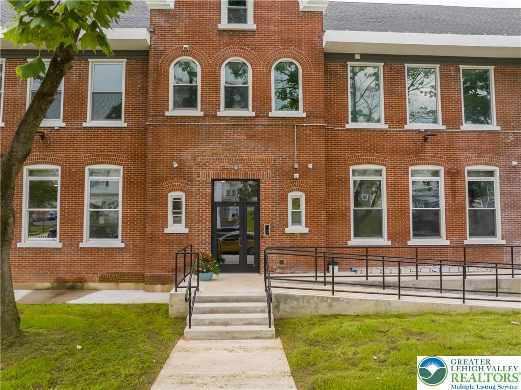 1012 2nd St. Two Bedroom