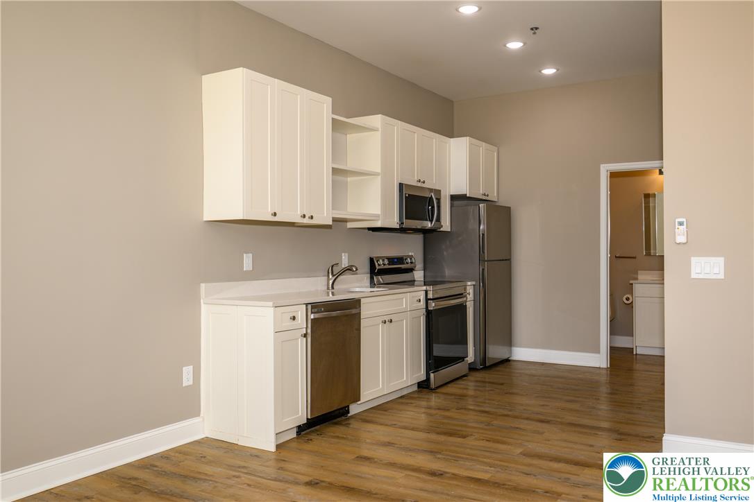 1012 2nd St. One Bedroom