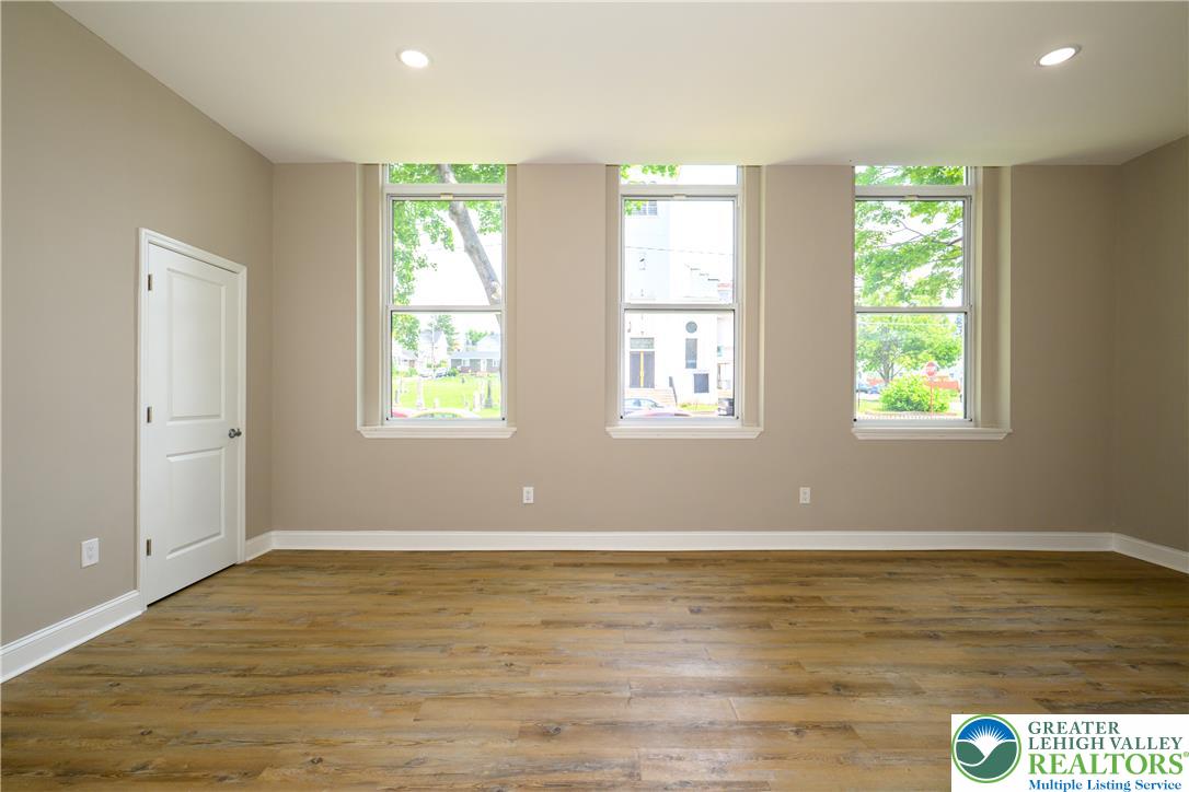 1012 2nd St. One Bedroom