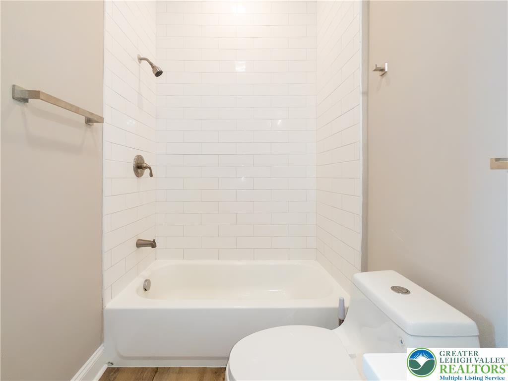 1012 2nd St. One Bedroom