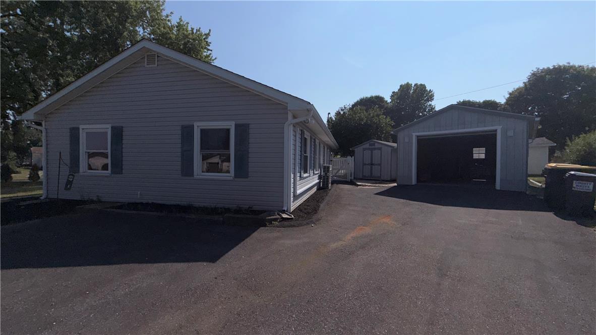 49 Seyfried Avenue