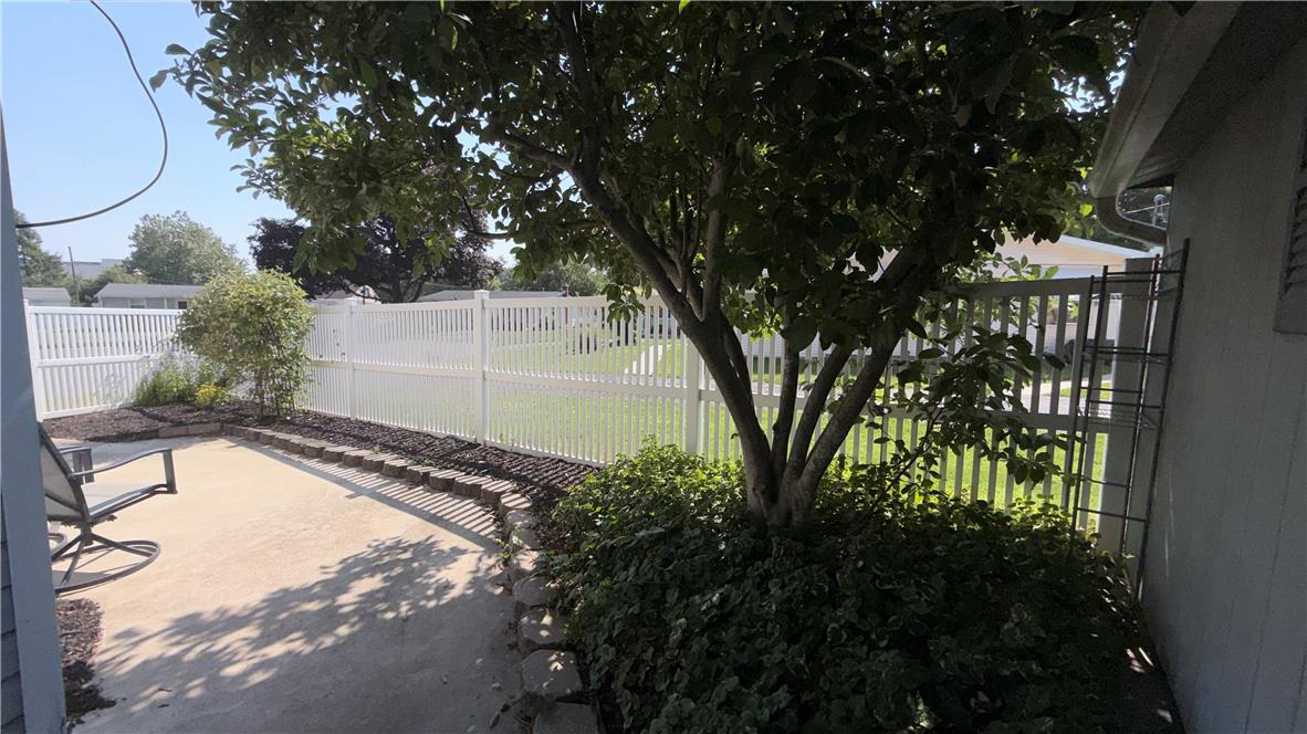 49 Seyfried Avenue