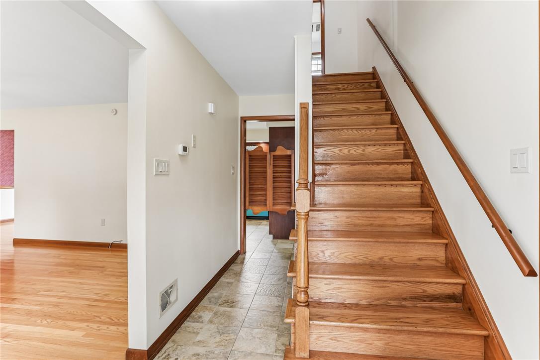 3659 Ironstone Road