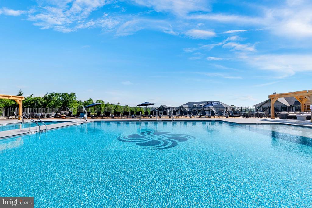 630 HUNTER CIRCLE - PRIVATE VACATION CLUB 2 2ND HOME ALT