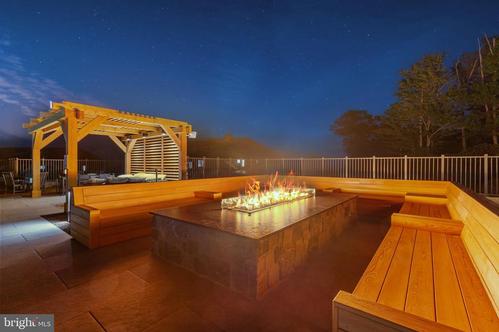 630 HUNTER CIRCLE - PRIVATE VACATION CLUB 2 2ND HOME ALT
