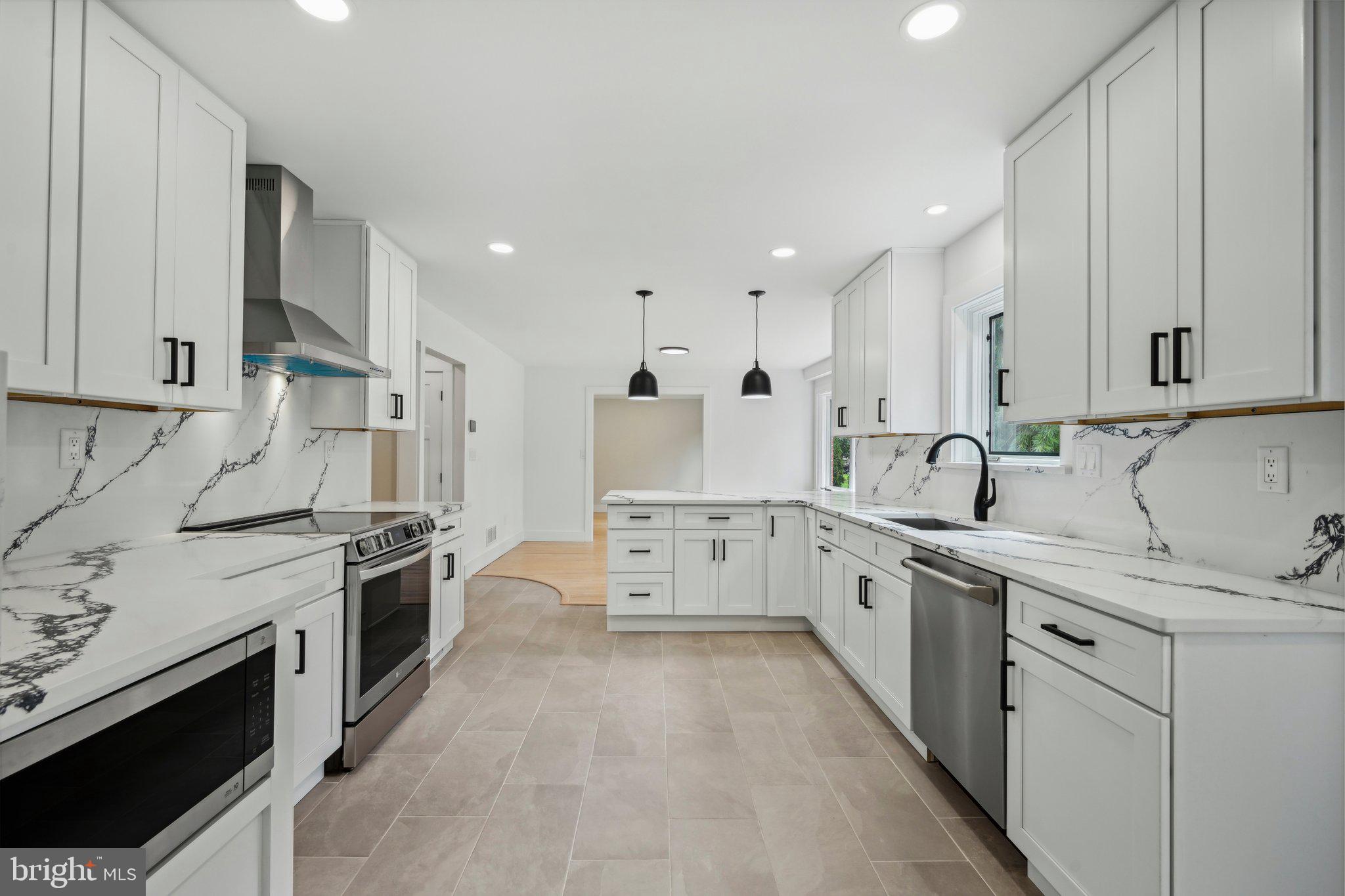 1327 STAFORE DRIVE