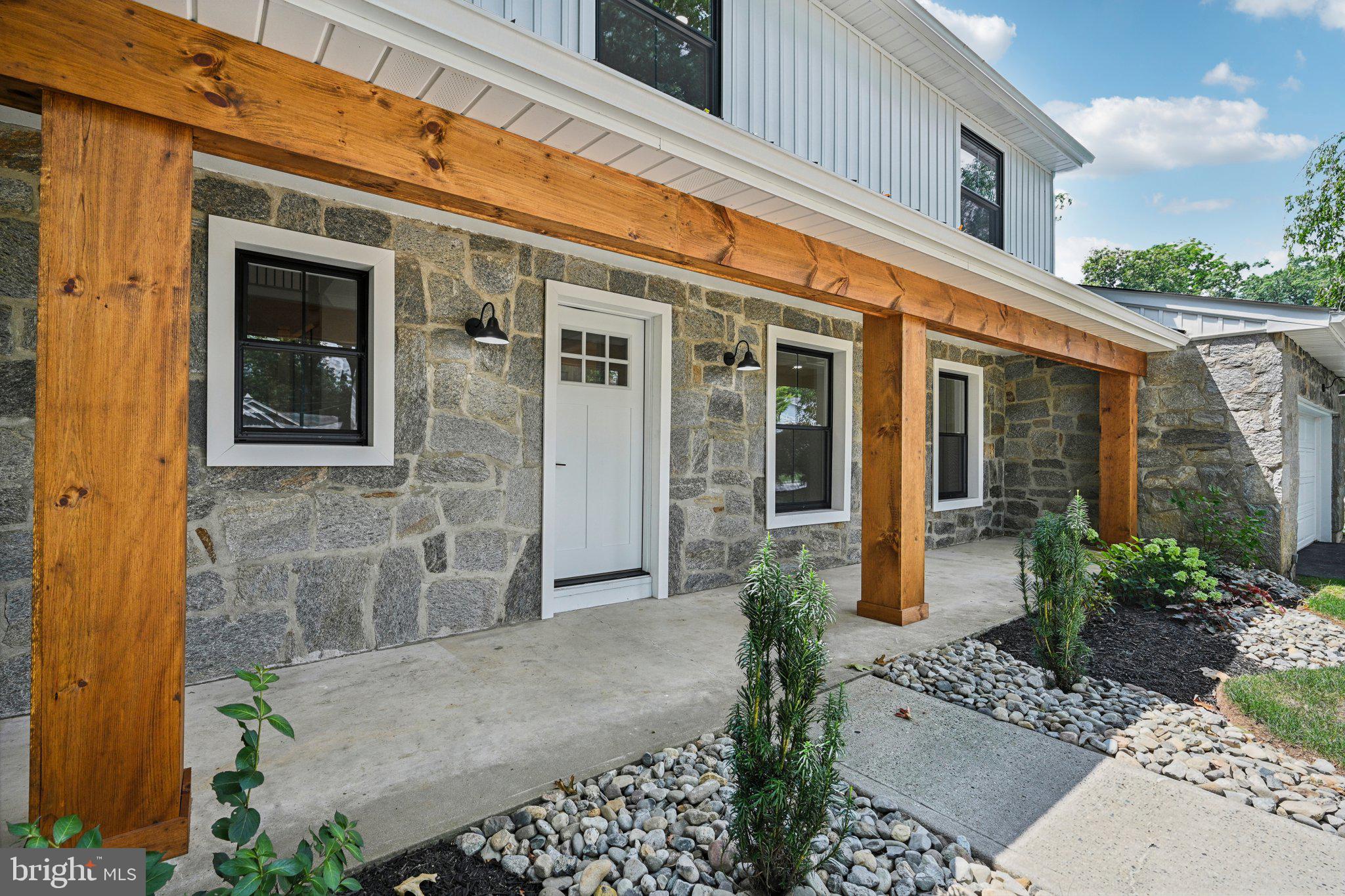 1327 STAFORE DRIVE
