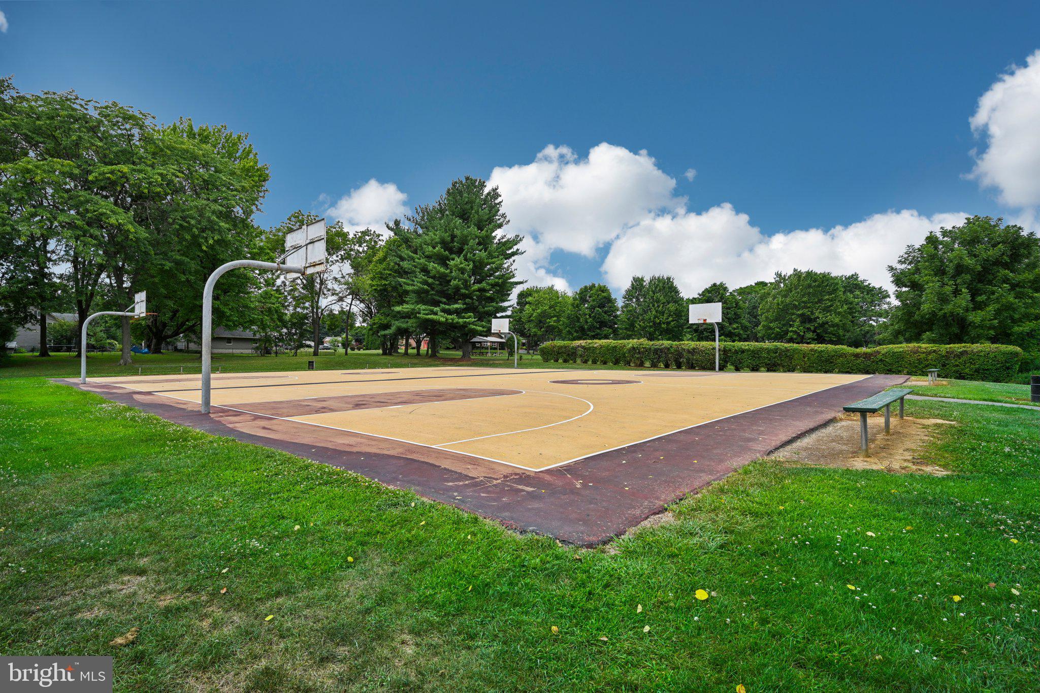 1327 STAFORE DRIVE