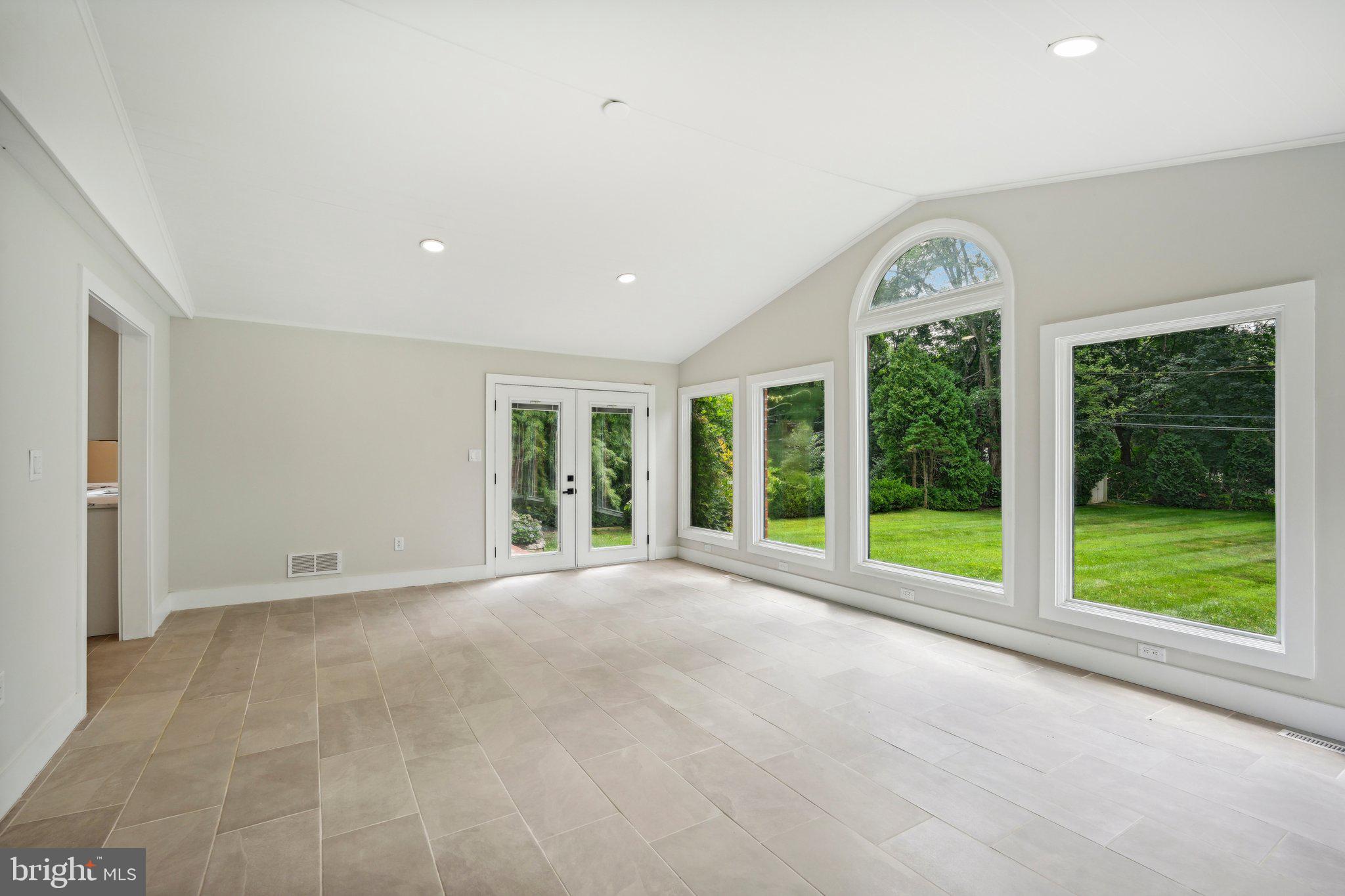 1327 STAFORE DRIVE