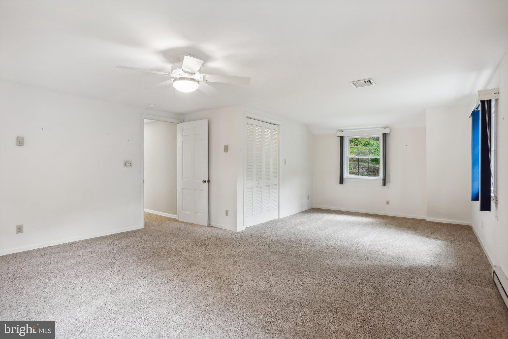435 N PINE TOP PLACE