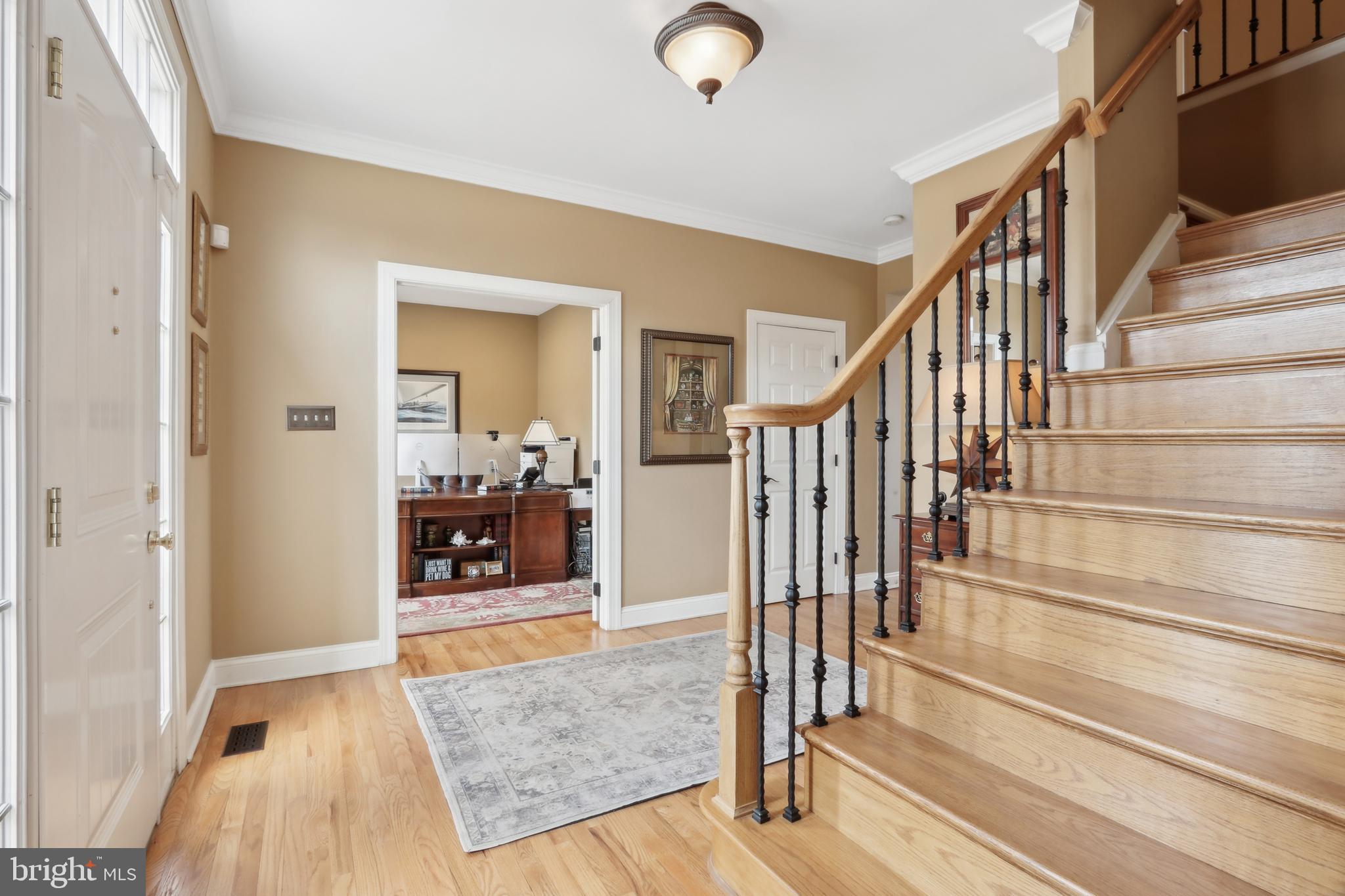 2119 SHERBROOKE DRIVE