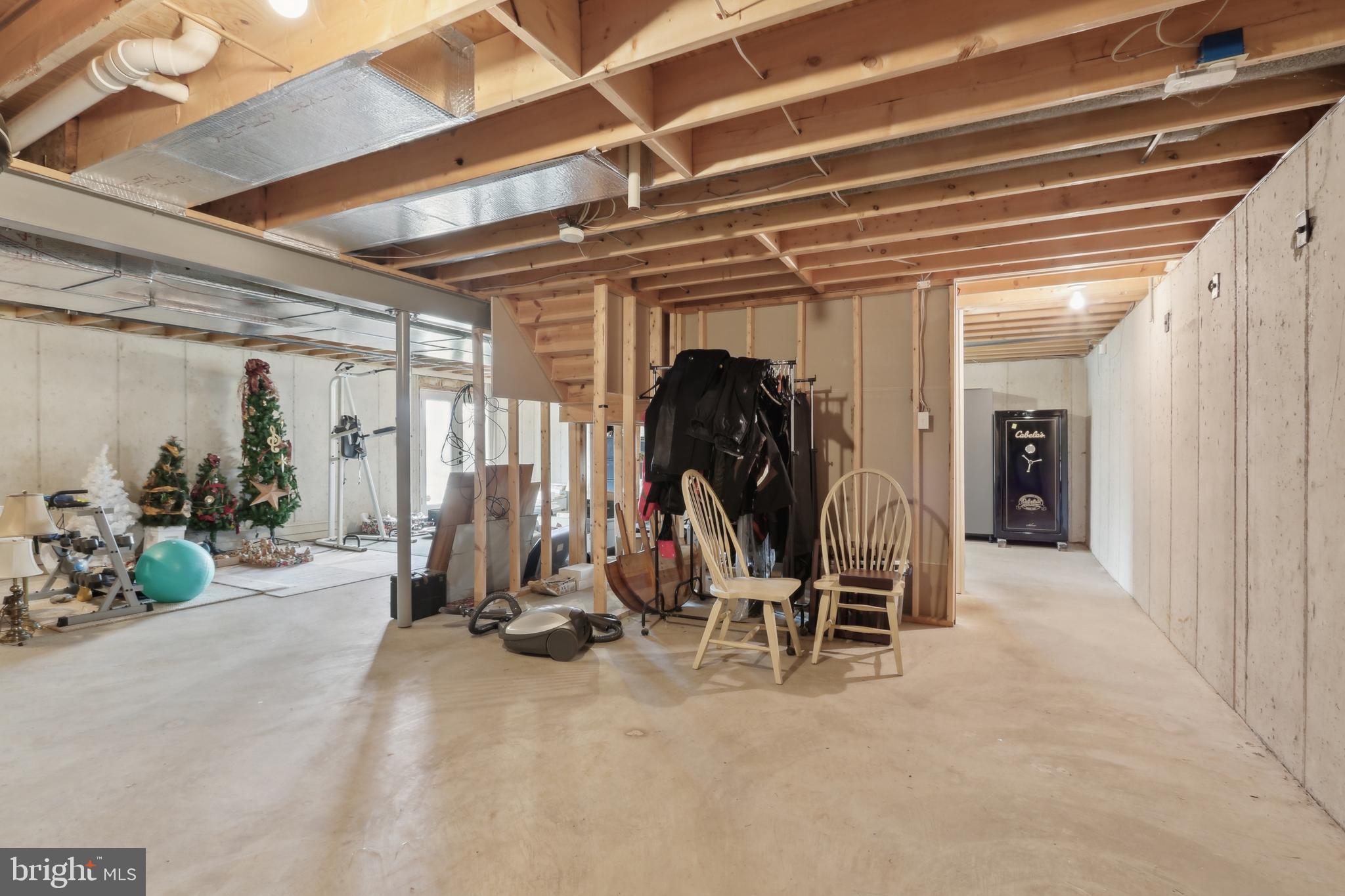 2119 SHERBROOKE DRIVE