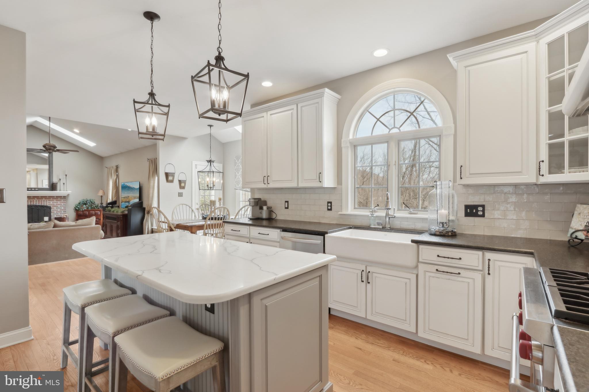 2119 SHERBROOKE DRIVE