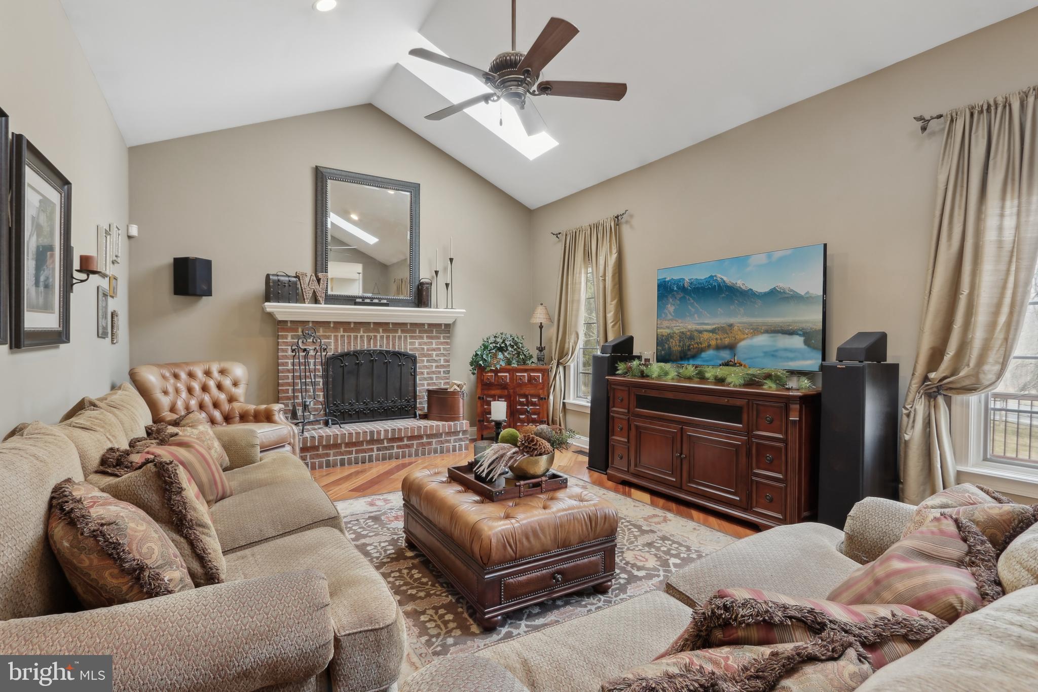 2119 SHERBROOKE DRIVE